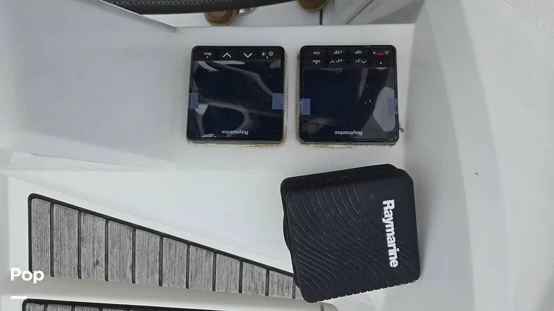 Slide: The Image of Beneteau Oceanis 34.1 2024 - 15969153