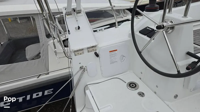 Slide: The Image of Beneteau Oceanis 34.1 2024 - 15969177