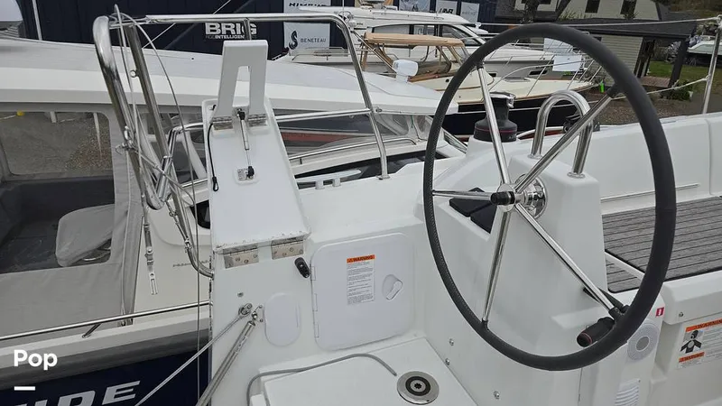 Slide: The Image of Beneteau Oceanis 34.1 2024 - 15969190