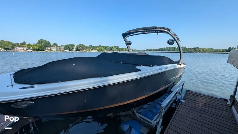 Slide: The Image of Four Winns Horizon 230 RS 2021 - 15752674