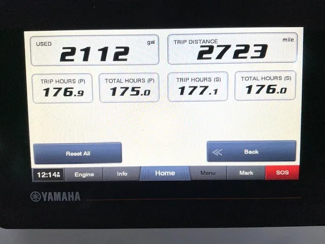 Slide: The Image of Grady-White FREEDOM 325 2020 - 11