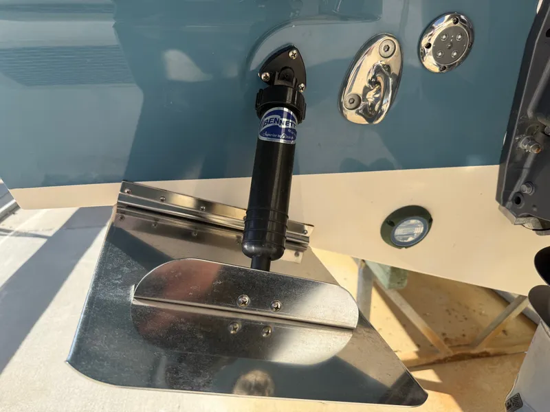 Slide: The Image of Grady-White FREEDOM 325 2020 - 22