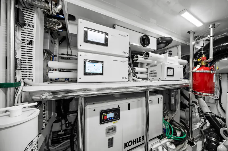 Slide: The Image of Ocean Alexander 32 L 2024 - 122