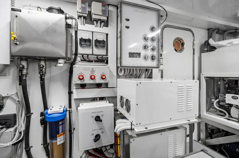 Slide: The Image of Ocean Alexander 32 L 2024 - 132