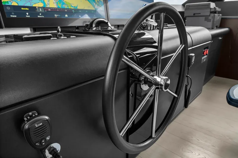 Slide: The Image of Ocean Alexander 32 L 2024 - 83