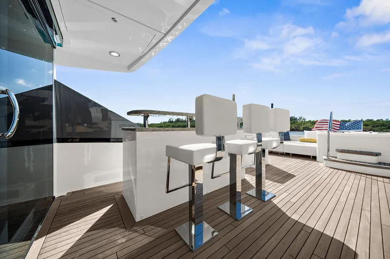 Slide: The Image of Ocean Alexander 32 L 2024 - 99