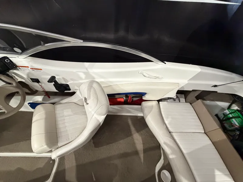 Slide: The Image of Glastron SX 195 2004 - 12