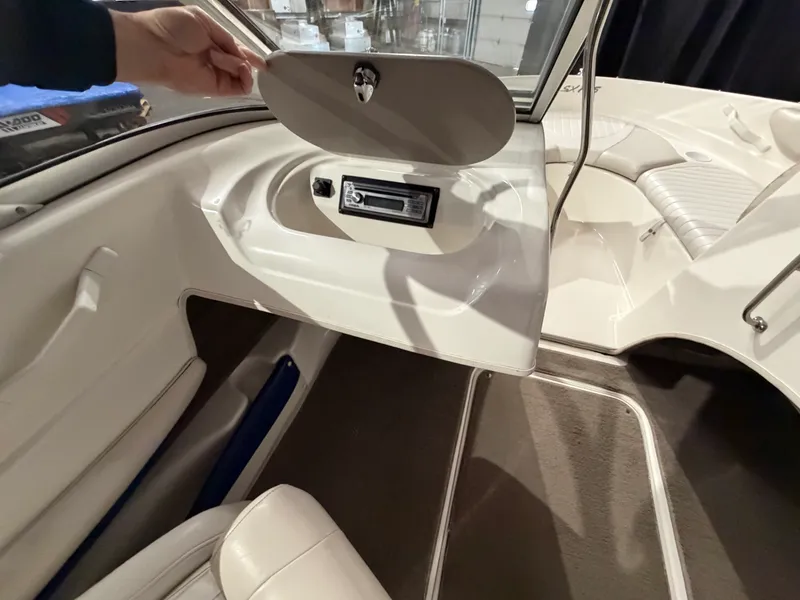 Slide: The Image of Glastron SX 195 2004 - 18