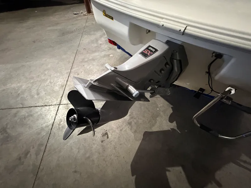 Slide: The Image of Glastron SX 195 2004 - 6