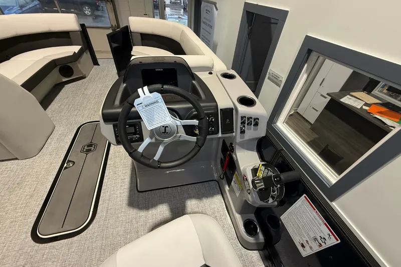 Slide: The Image of Harris Cruiser 250 2026 - 18