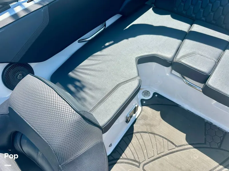 Slide: The Image of Scarab 195 ID HO 2022 - 15766827