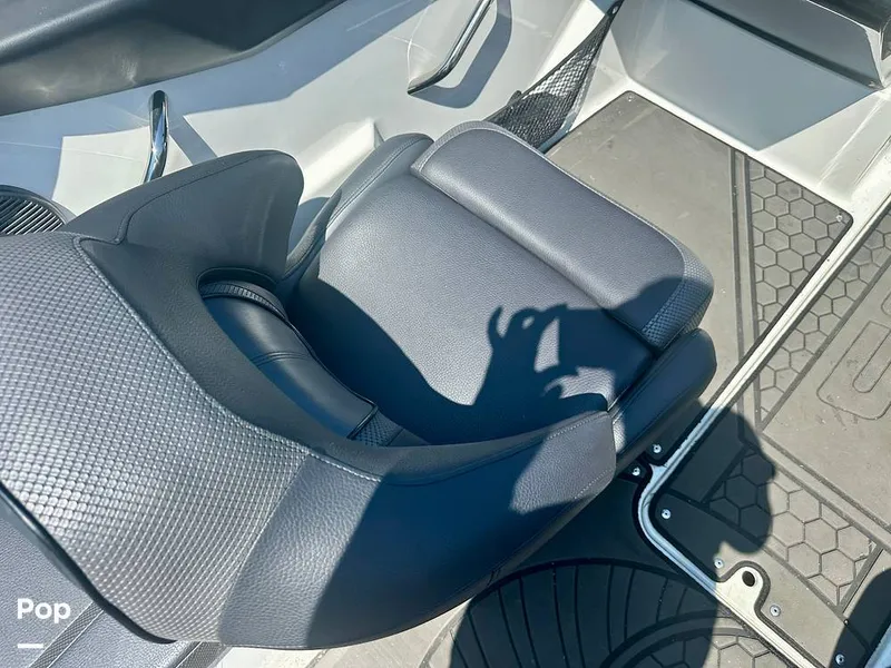 Slide: The Image of Scarab 195 ID HO 2022 - 15766830