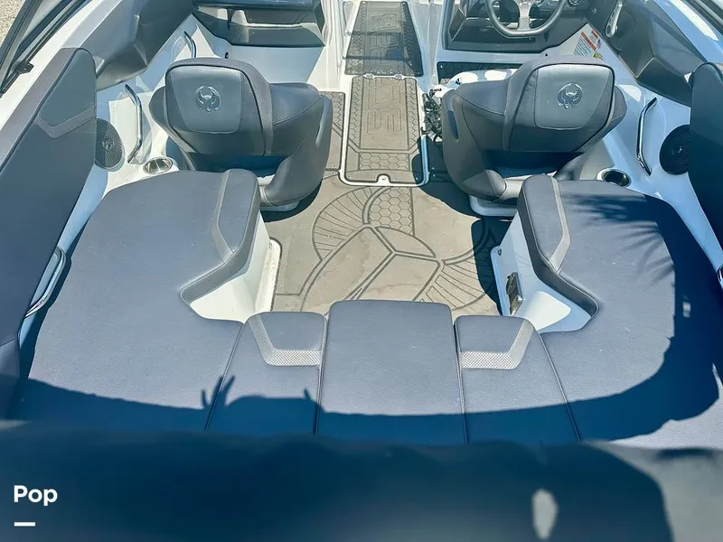 Slide: The Image of Scarab 195 ID HO 2022 - 15767217