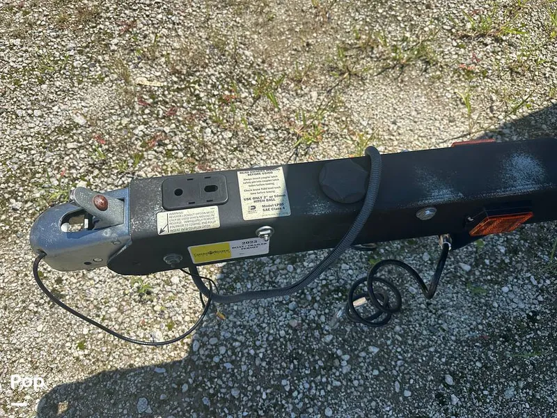 Slide: The Image of Scarab 195 ID HO 2022 - 15767356