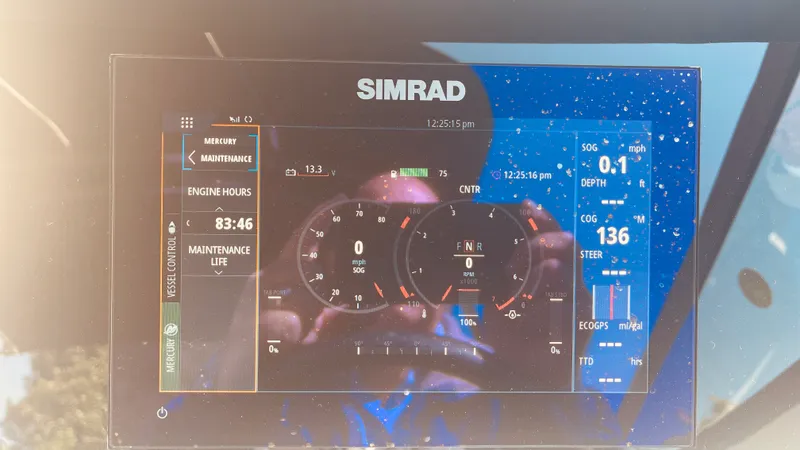 Slide: The Image of Sea Ray 230 SPX OUTBOARD 2023 - 9