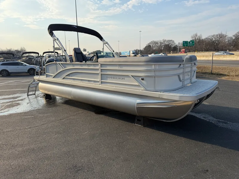 Slide: The Image of Bennington 22S 2025 - 2