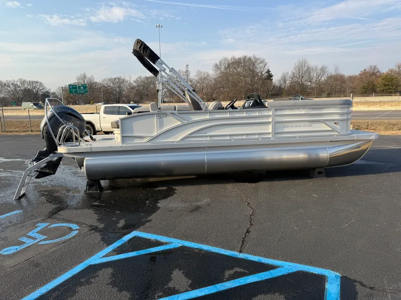 Slide: The Image of Bennington 22S 2026 - 3