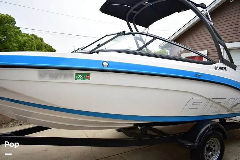 Slide: The Image of Yamaha AR 190 2022 - 15736560