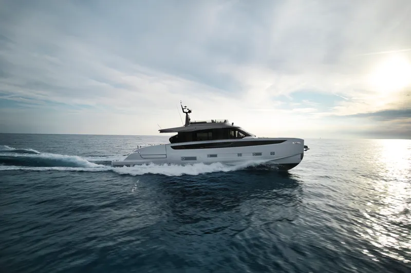 Slide: The Image of Azimut Seadeck 7 2026 - 3