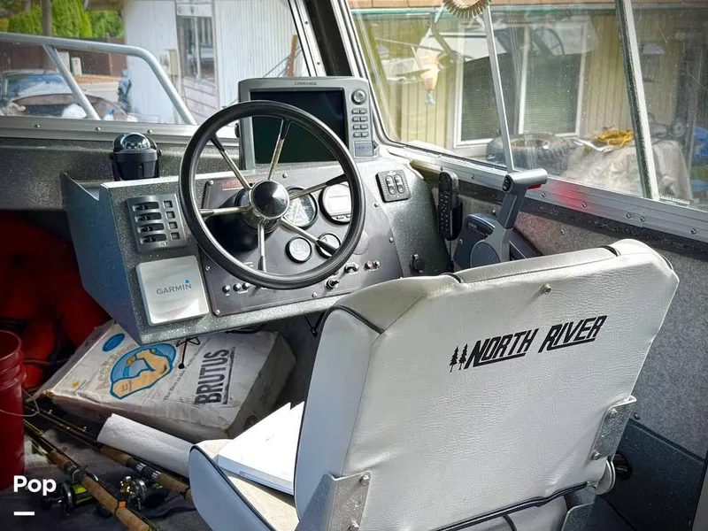 Slide: The Image of North River Seahawk OS 2006 - 15845540