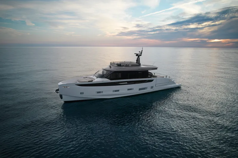 Slide: The Image of Azimut Seadeck 7 2026 - 12