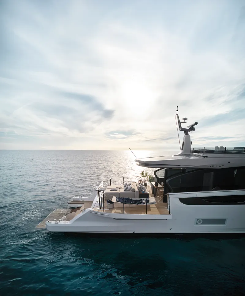 Slide: The Image of Azimut Seadeck 7 2026 - 22