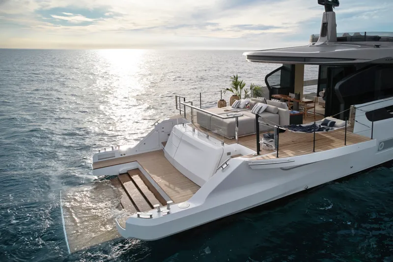 Slide: The Image of Azimut Seadeck 7 2026 - 23