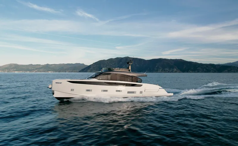Slide: The Image of Azimut Seadeck 7 2026 - 30