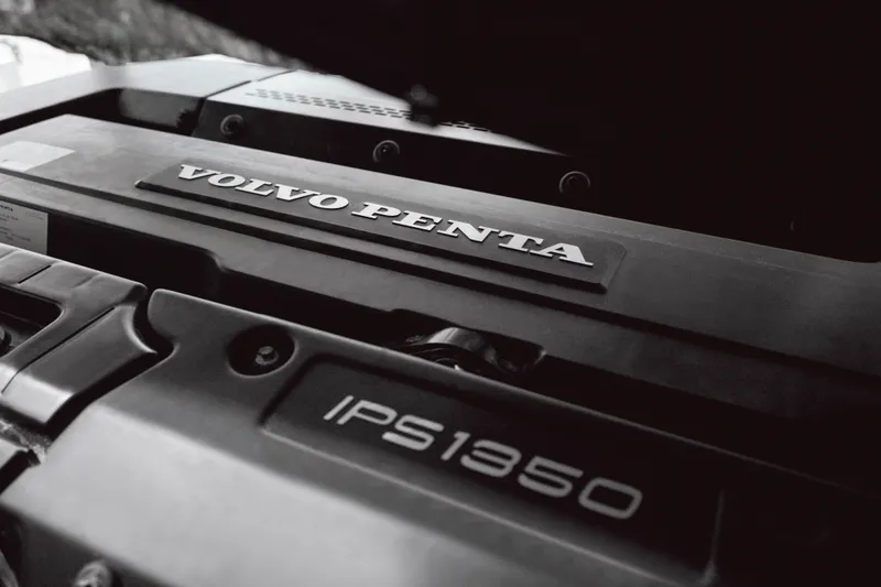 Slide: The Image of Azimut Seadeck 7 2026 - 34