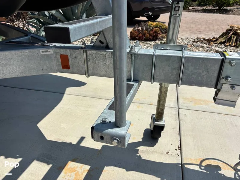 Slide: The Image of Sea-Doo 21 Switch Cruise 2023 - 15750779