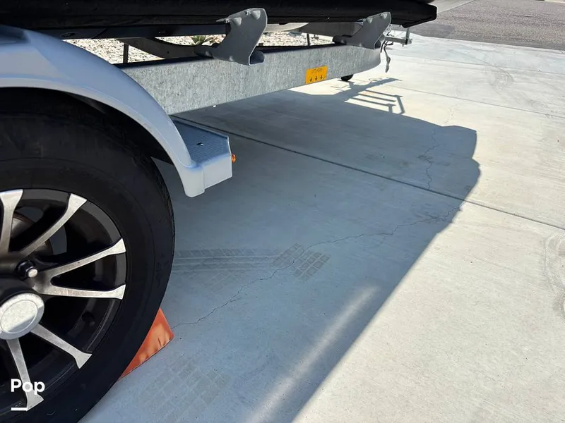 Slide: The Image of Sea-Doo 21 Switch Cruise 2023 - 15750784