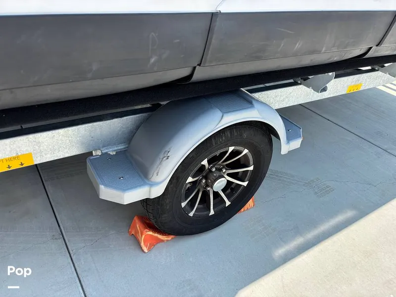 Slide: The Image of Sea-Doo 21 Switch Cruise 2023 - 15750785