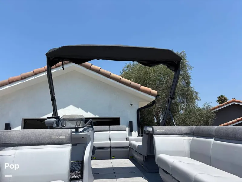 Slide: The Image of Sea-Doo 21 Switch Cruise 2023 - 15750735