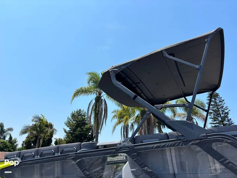 Slide: The Image of Sea-Doo 21 Switch Cruise 2023 - 15750730