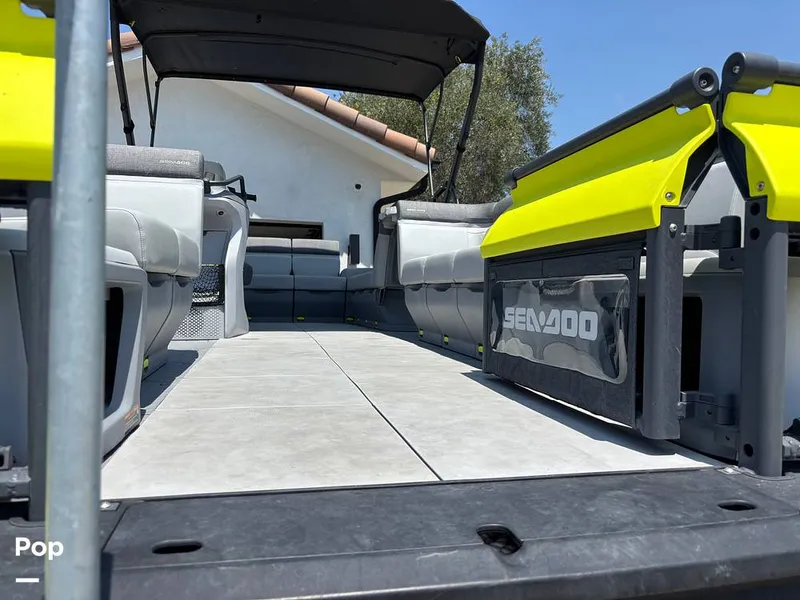 Slide: The Image of Transom - Walk Through - 15750728