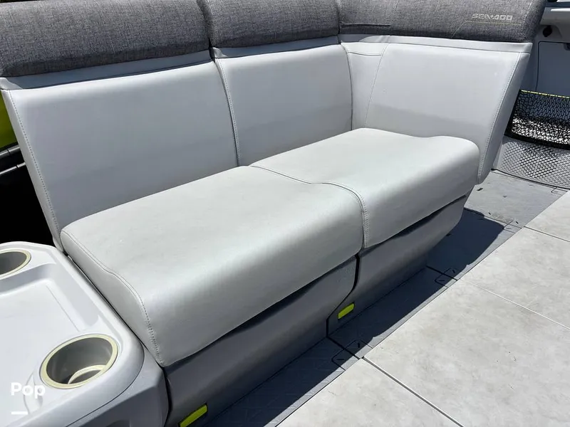 Slide: The Image of Sea-Doo 21 Switch Cruise 2023 - 15750717