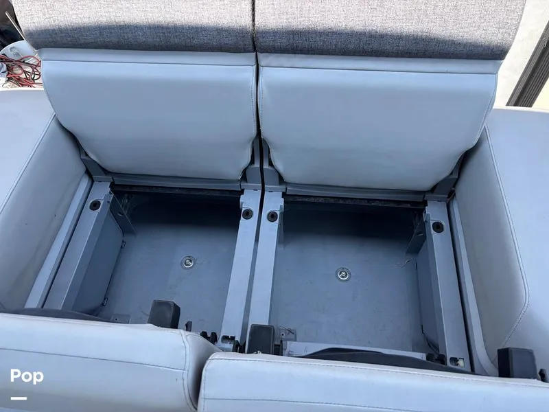 Slide: The Image of Storage Under Seats - 15750708