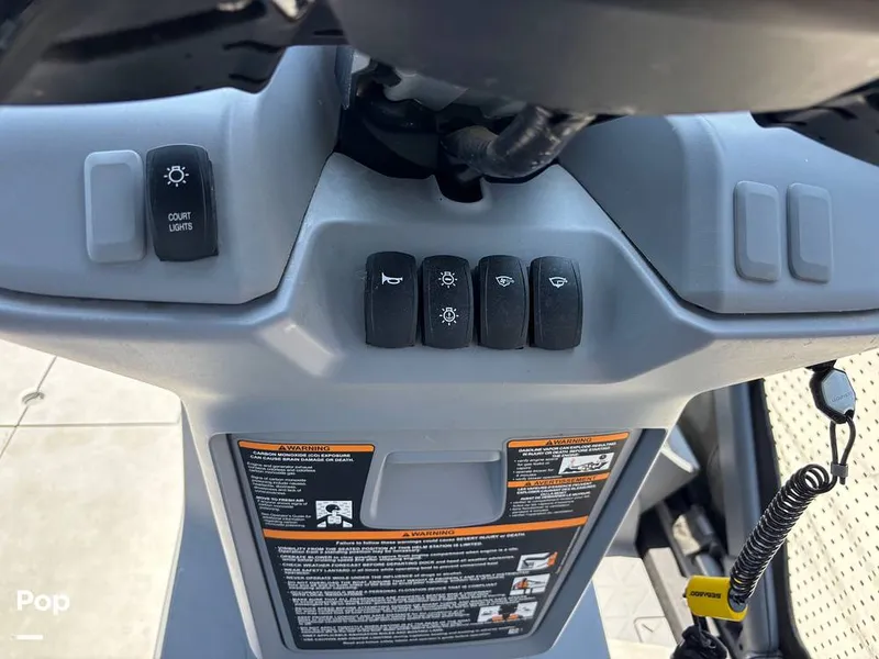 Slide: The Image of Sea-Doo 21 Switch Cruise 2023 - 15750663