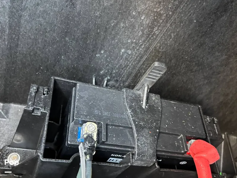 Slide: The Image of Sea-Doo 21 Switch Cruise 2023 - 15750690