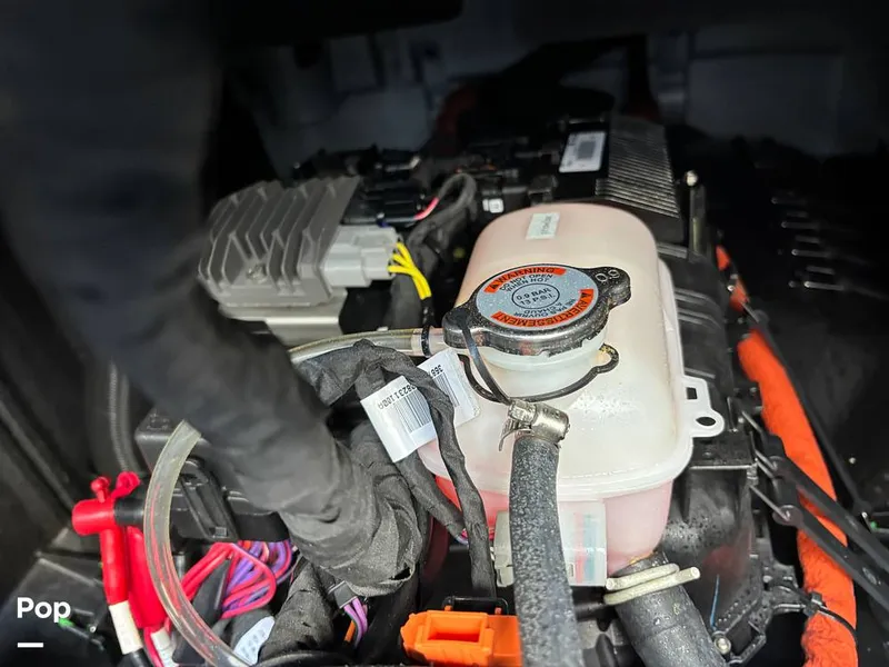 Slide: The Image of Sea-Doo 21 Switch Cruise 2023 - 15750692