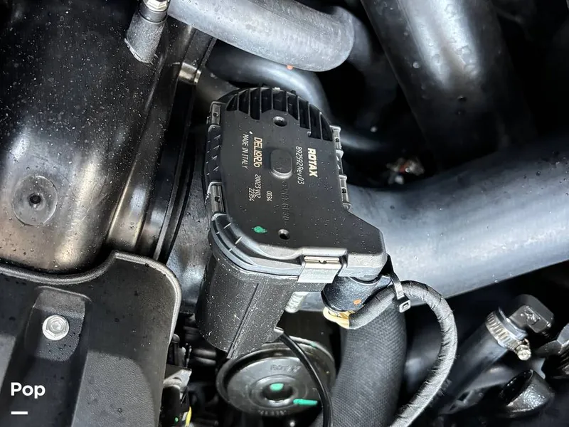 Slide: The Image of Sea-Doo 21 Switch Cruise 2023 - 15750694