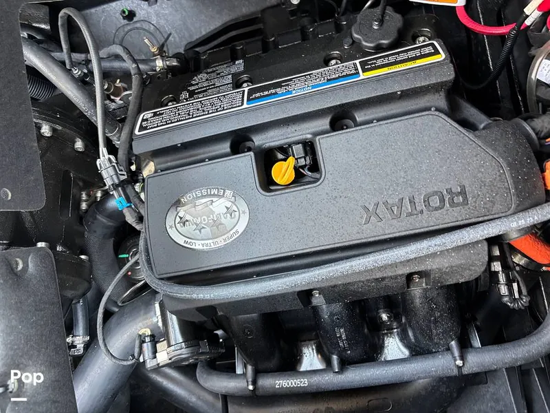 Slide: The Image of Sea-Doo 21 Switch Cruise 2023 - 15750695