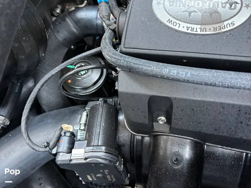 Slide: The Image of Sea-Doo 21 Switch Cruise 2023 - 15750705