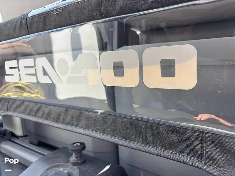 Slide: The Image of Sea-Doo 21 Switch Cruise 2023 - 15750758