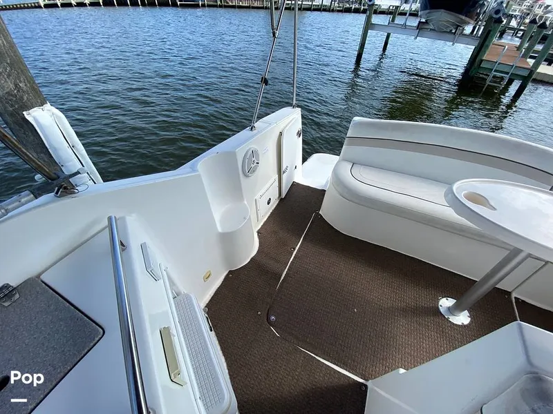 Slide: The Image of Rinker 270 Express 2006 - 15771919