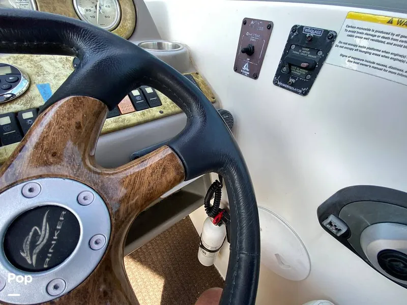 Slide: The Image of Rinker 270 Express 2006 - 15771930