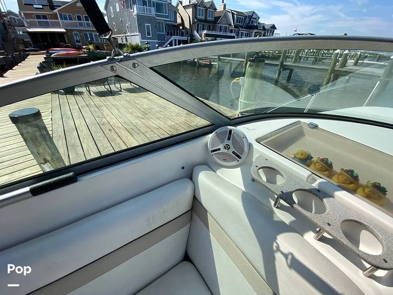 Slide: The Image of Rinker 270 Express 2006 - 15771942