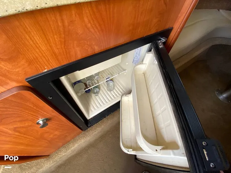 Slide: The Image of Rinker 270 Express 2006 - 15771950