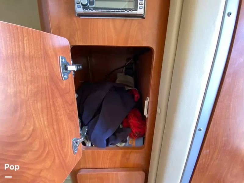 Slide: The Image of Rinker 270 Express 2006 - 15771958