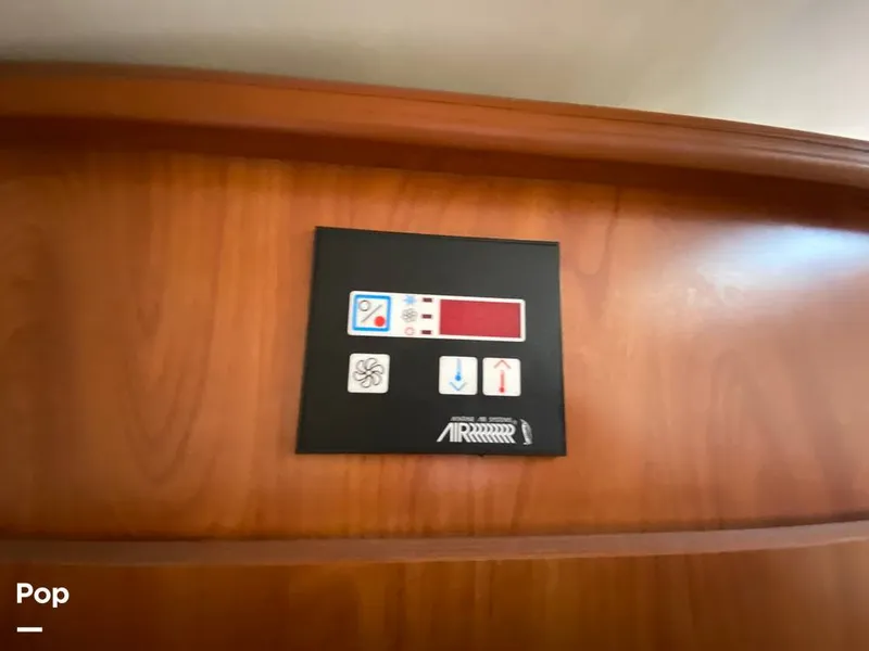 Slide: The Image of Rinker 270 Express 2006 - 15771964